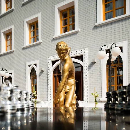 فندق A For Art 4*